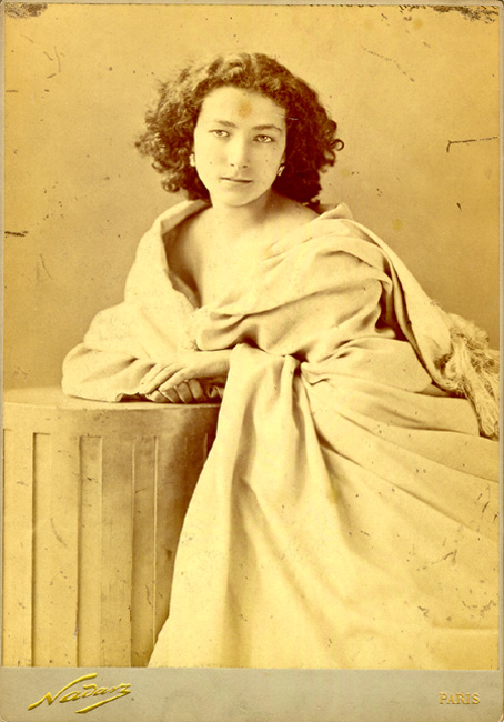 sepia tone photograph of Sarah Bernhardt