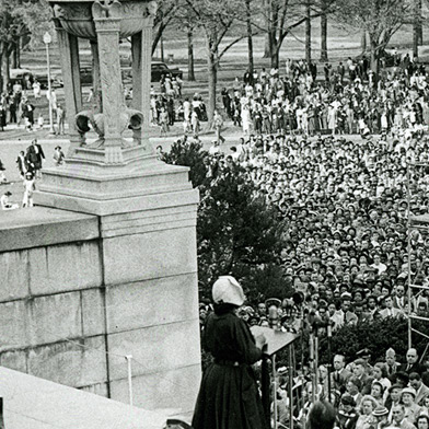Marian Anderson in concert at the Lincoln Memorial