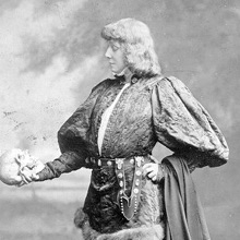 Photo of Sarah Bernhardt as Hamlet, Furness Theatrical Image Collection, Furness P/Be800.1 S Small Box, Kislak Cente